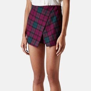 ⚡️TOPSHOP PETITE TARTAN SKORT⚡️